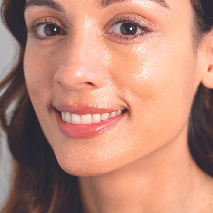 Lychee Creme Corrector - Cuatro