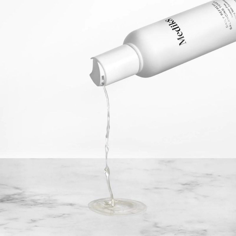 Medik8-DailyRefreshBalancingToner-3